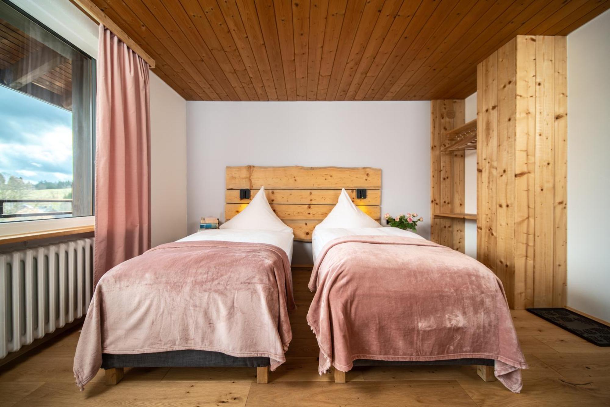 Boutique Hotel And Apartments Pension Sternen Todtmoos Esterno foto
